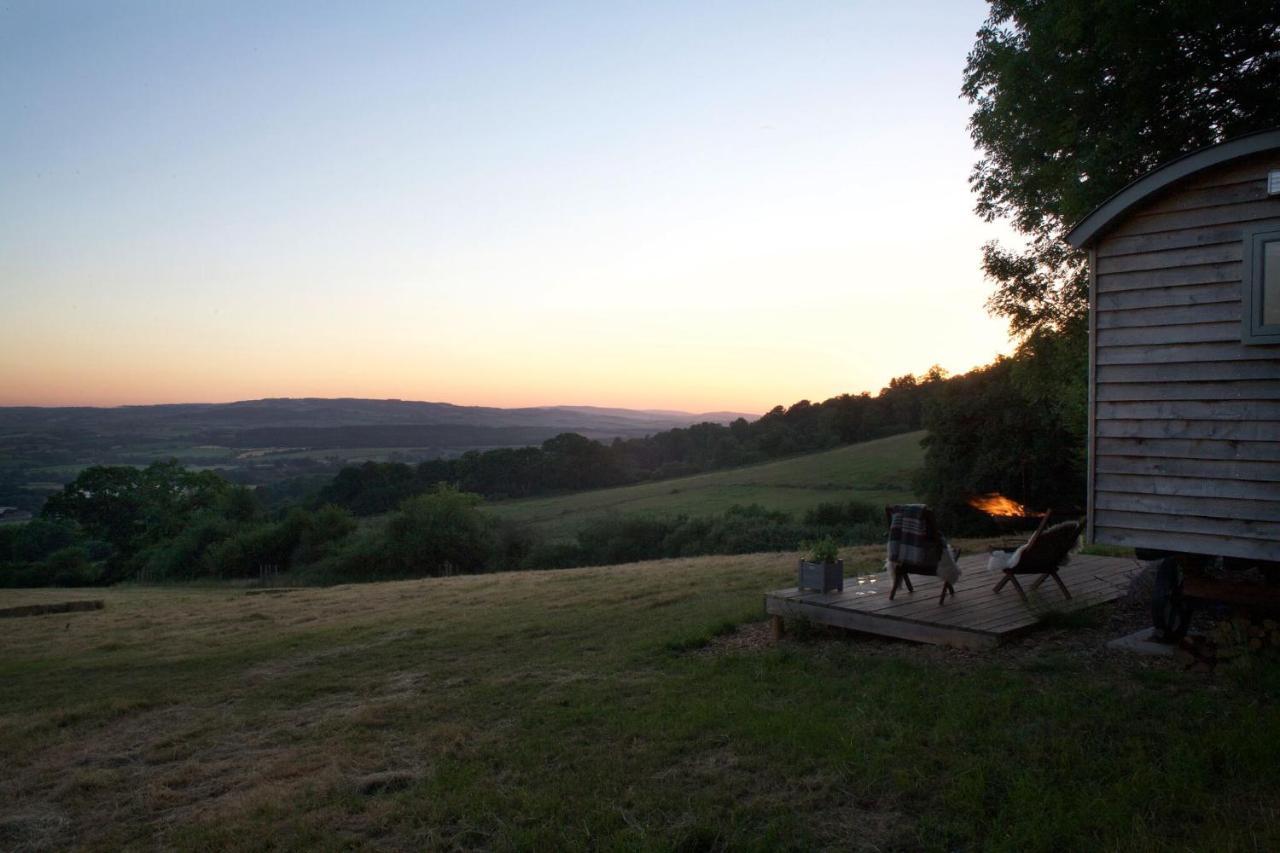 Tilbury Shepherd Huts With Hot Tubs Plus Holiday Cottages West Bagborough ภายนอก รูปภาพ
