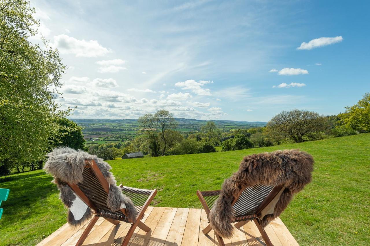 Tilbury Shepherd Huts With Hot Tubs Plus Holiday Cottages West Bagborough ภายนอก รูปภาพ