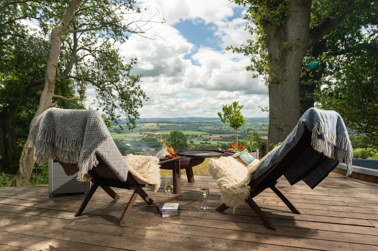 Tilbury Shepherd Huts With Hot Tubs Plus Holiday Cottages West Bagborough ภายนอก รูปภาพ