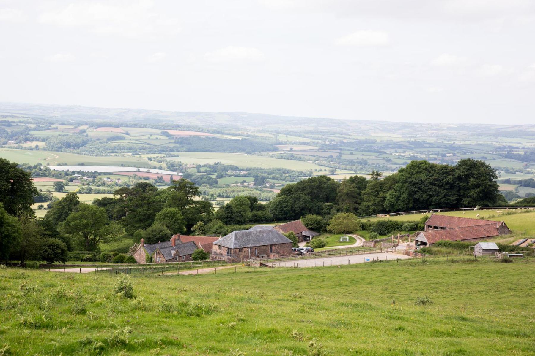 Tilbury Shepherd Huts With Hot Tubs Plus Holiday Cottages West Bagborough ภายนอก รูปภาพ